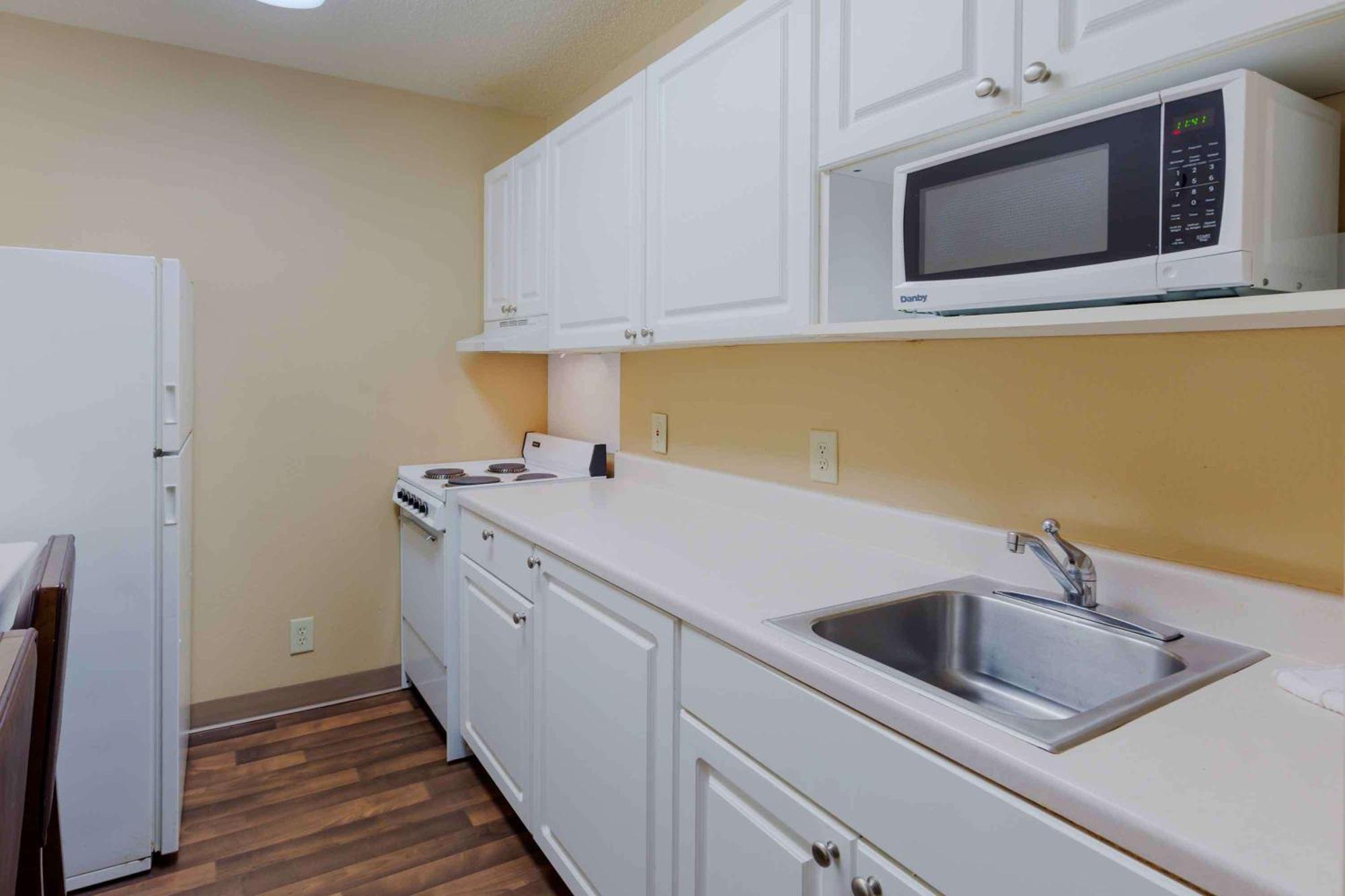 Extended Stay America Select Suites - Raleigh - Rtp - 4610 Miami Blvd Ντάραμ Εξωτερικό φωτογραφία