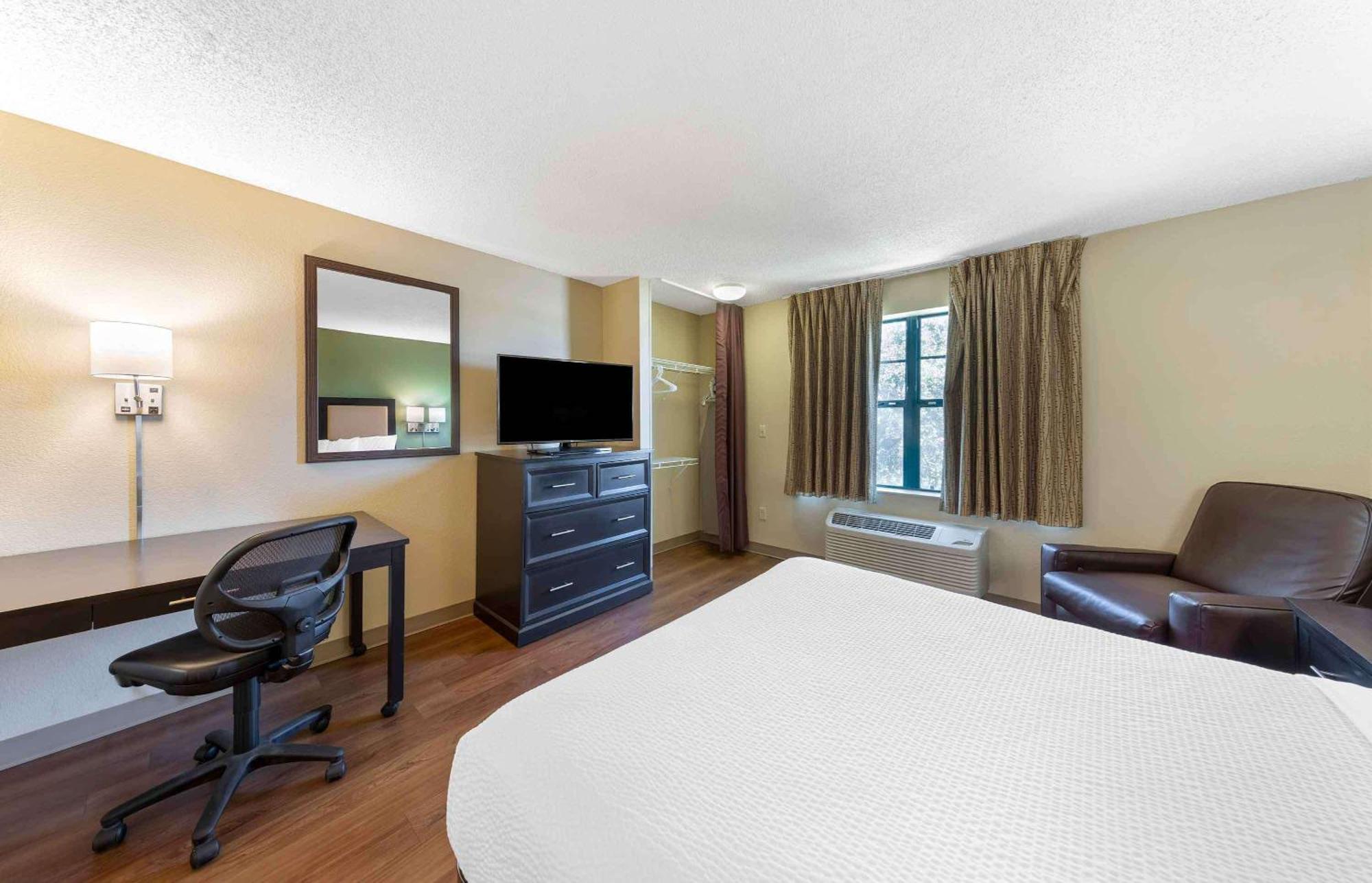 Extended Stay America Select Suites - Raleigh - Rtp - 4610 Miami Blvd Ντάραμ Εξωτερικό φωτογραφία