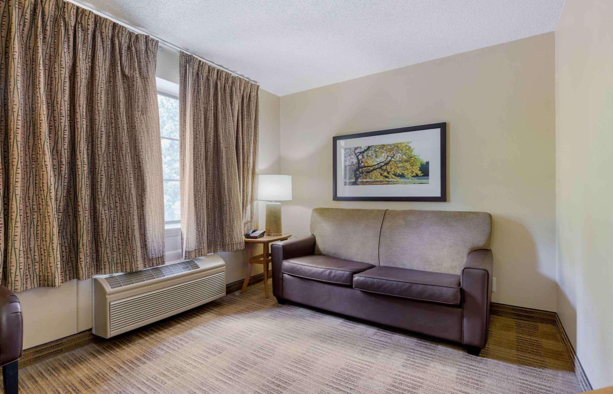 Extended Stay America Select Suites - Raleigh - Rtp - 4610 Miami Blvd Ντάραμ Εξωτερικό φωτογραφία