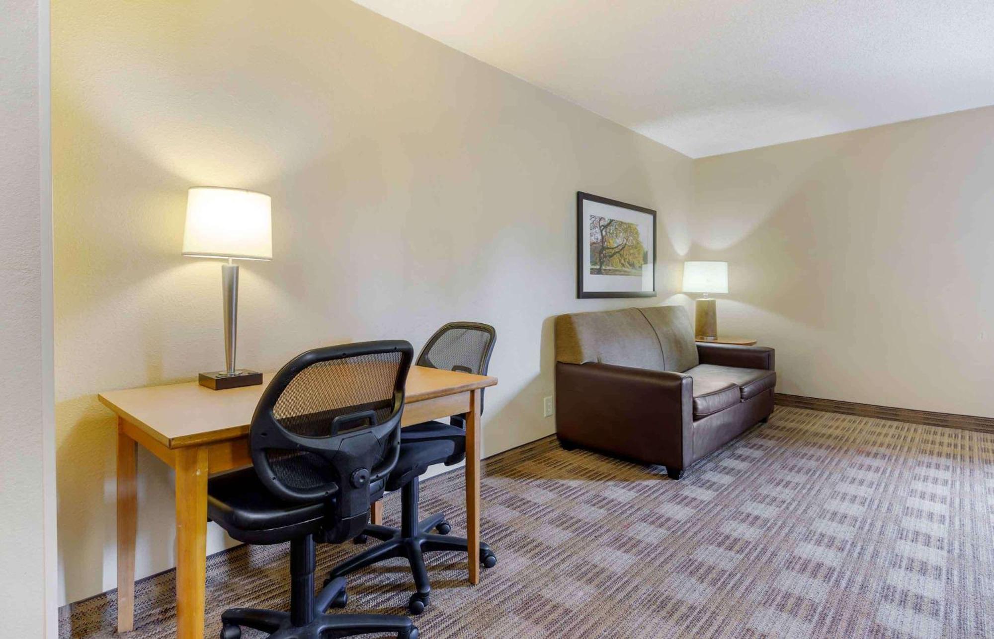 Extended Stay America Select Suites - Raleigh - Rtp - 4610 Miami Blvd Ντάραμ Εξωτερικό φωτογραφία